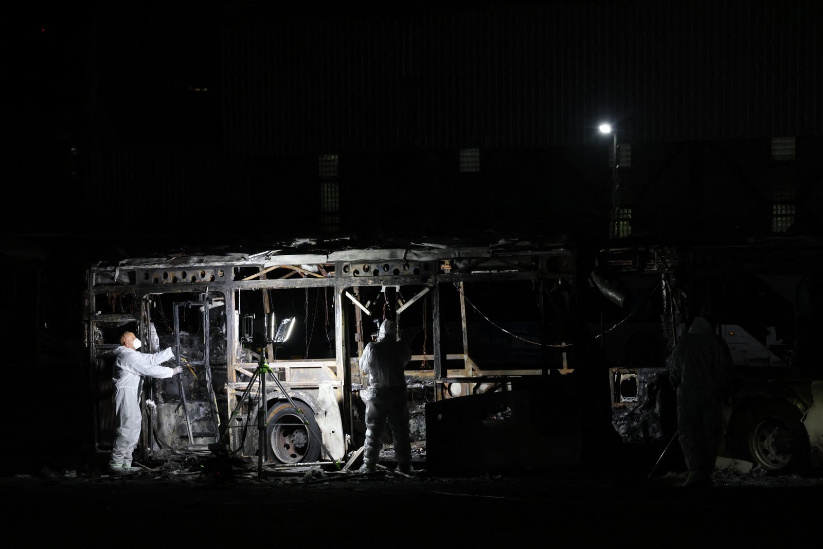 Official Hamas does not say a group of evidence link in the bombing Israel bus