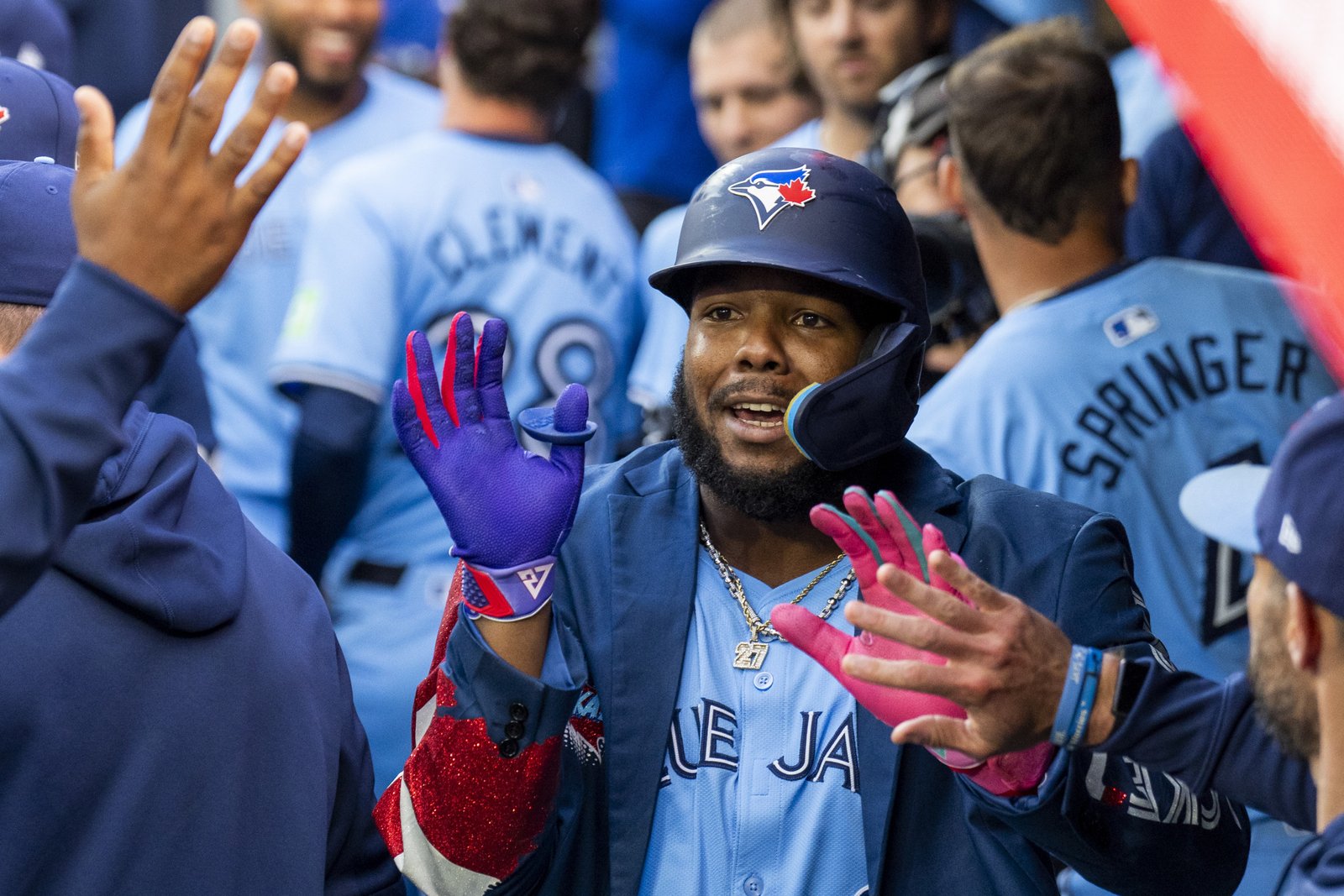 Vladimir Guerro Jr. 3-Word showers on Yankees, $ 500m free agency