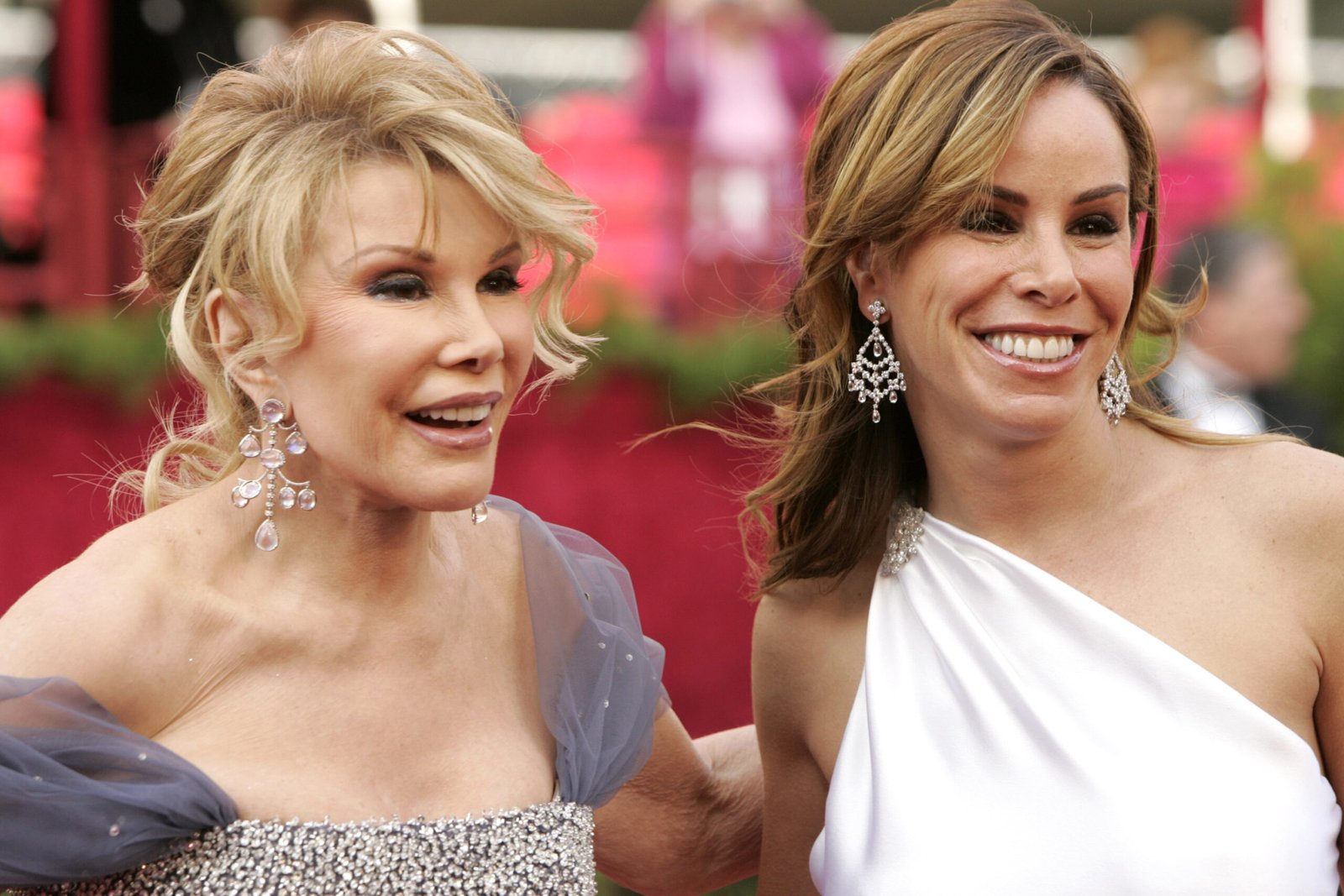 Melississa Rvers, 57, HONOR MEOGO JOOGRS IN Wedding