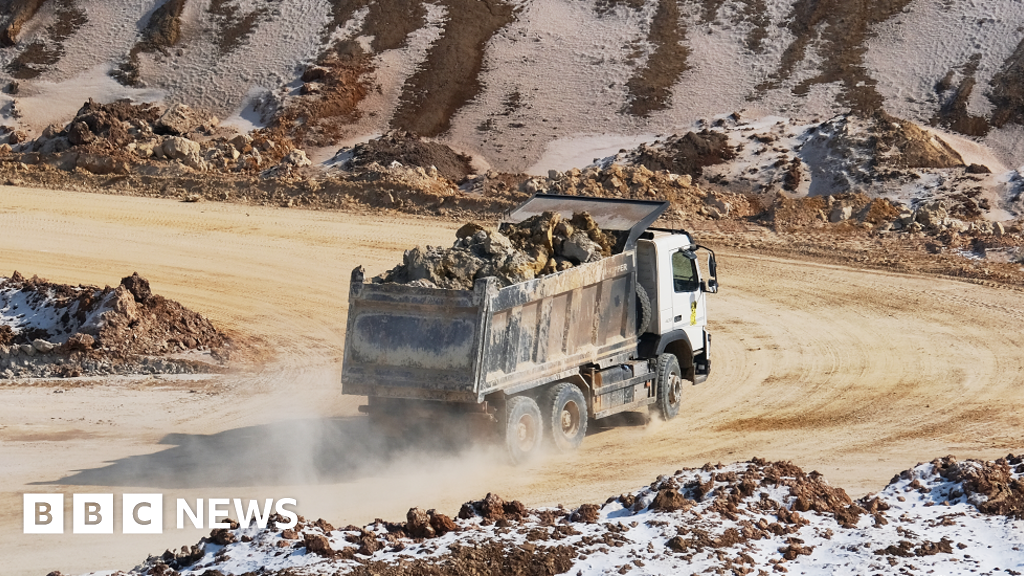 US and inching Ukraine toward the critical minerals agreement