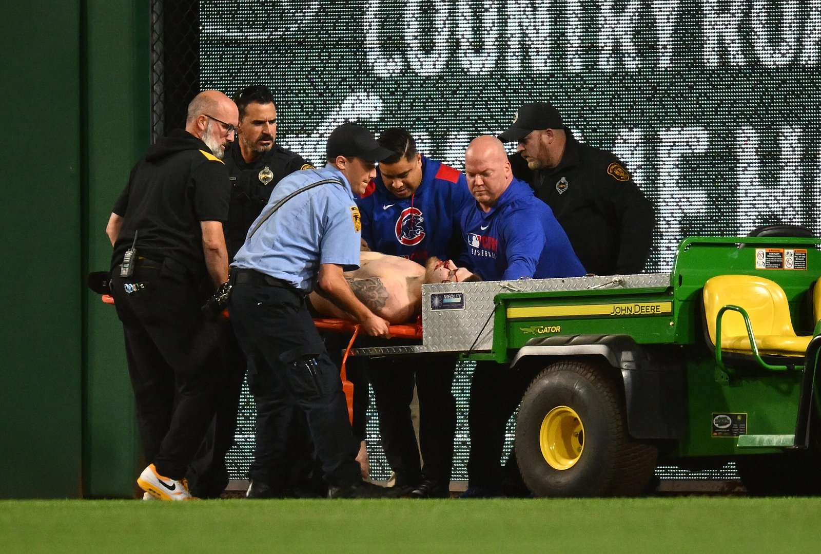 MLB NEWS: Fan carted the field after the shivers down by stands