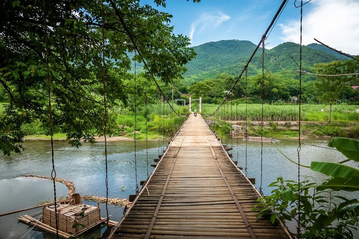 A practical guide to travel in Vietnam