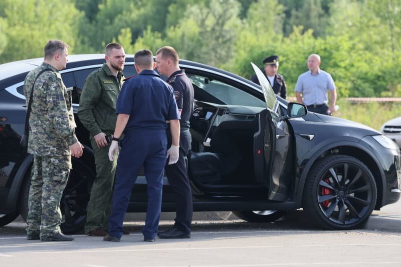 Russian shipping minister found dead after being pocketed by putin