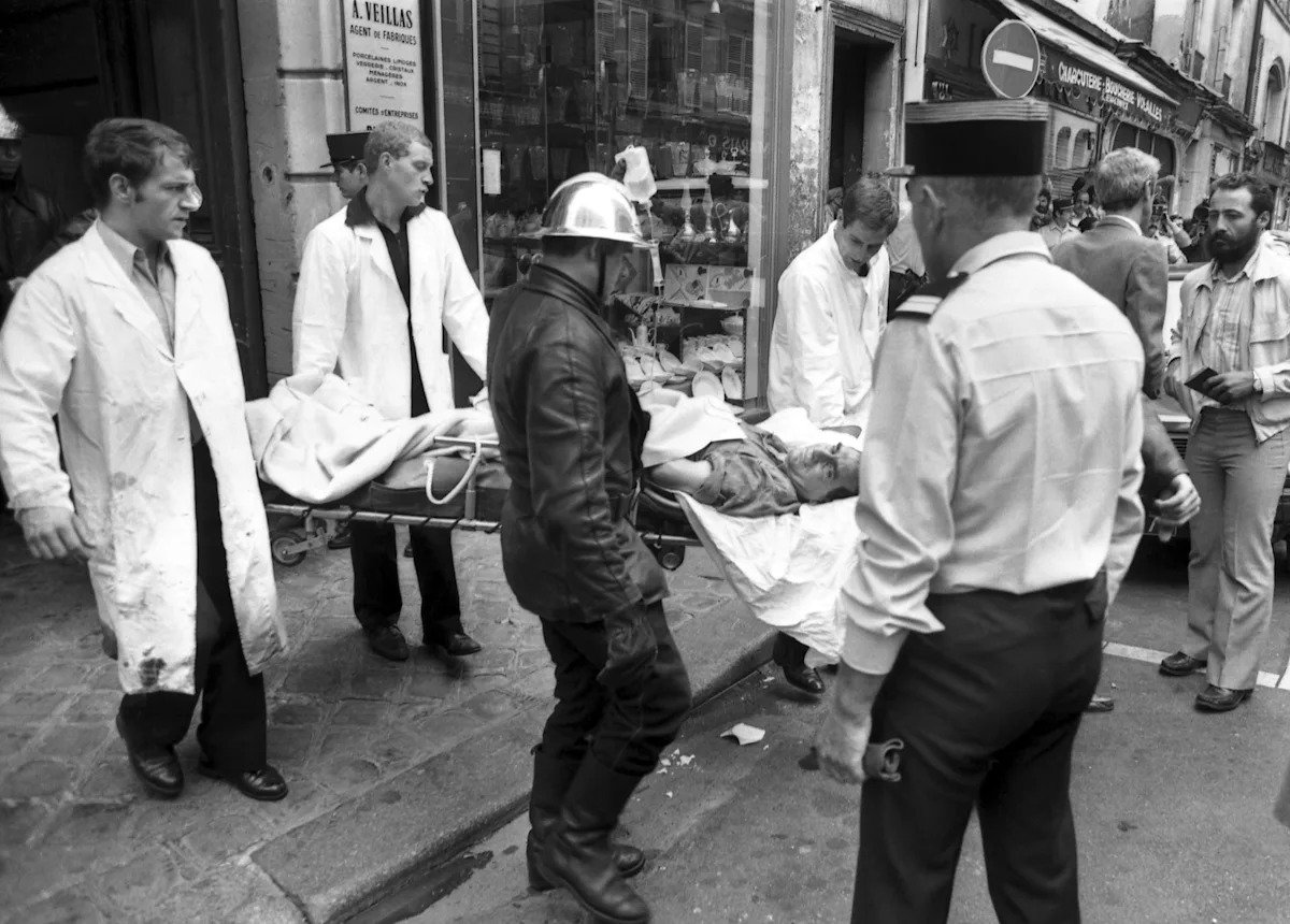 Six eighths to stay tries in a deadly attack 1982 on a Hebrew da dended in Paris