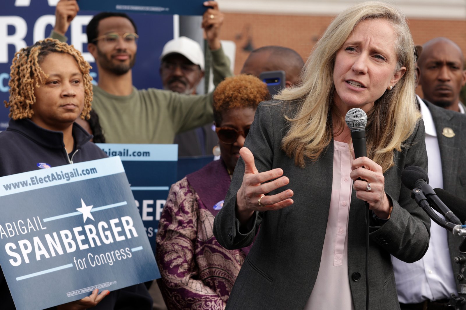 Abigail Spankers's Chance against Earle-Sears-SEARS in Virginia-surveys