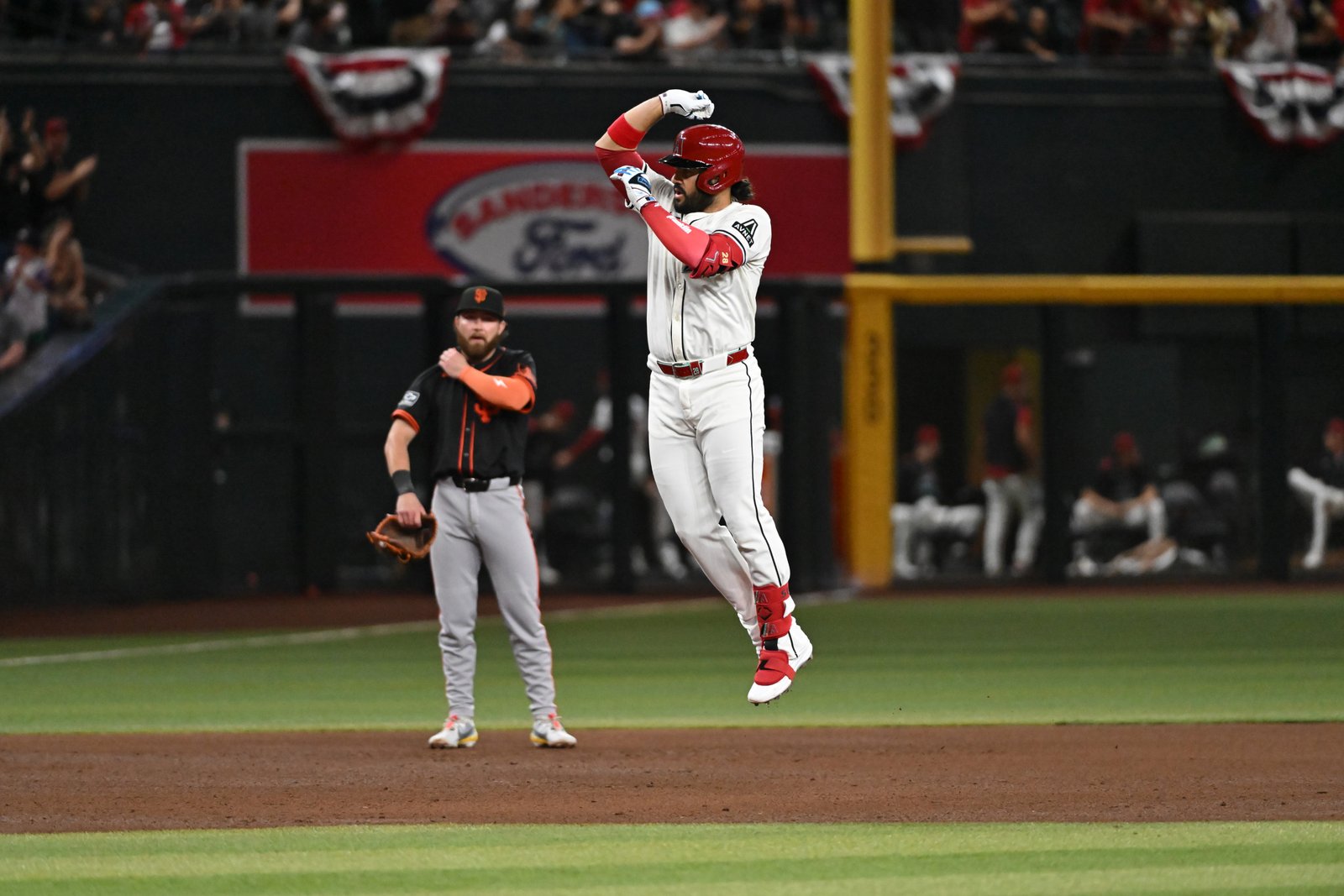 Yankees' fight "would like to buy" $ 66 million slugger