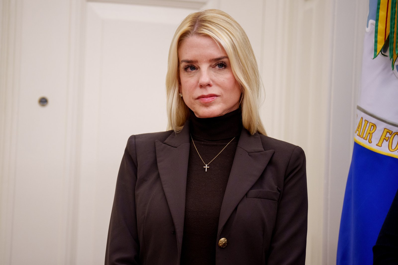 Pam Bonds below writ over Jeffrey Spell List of Customer List
