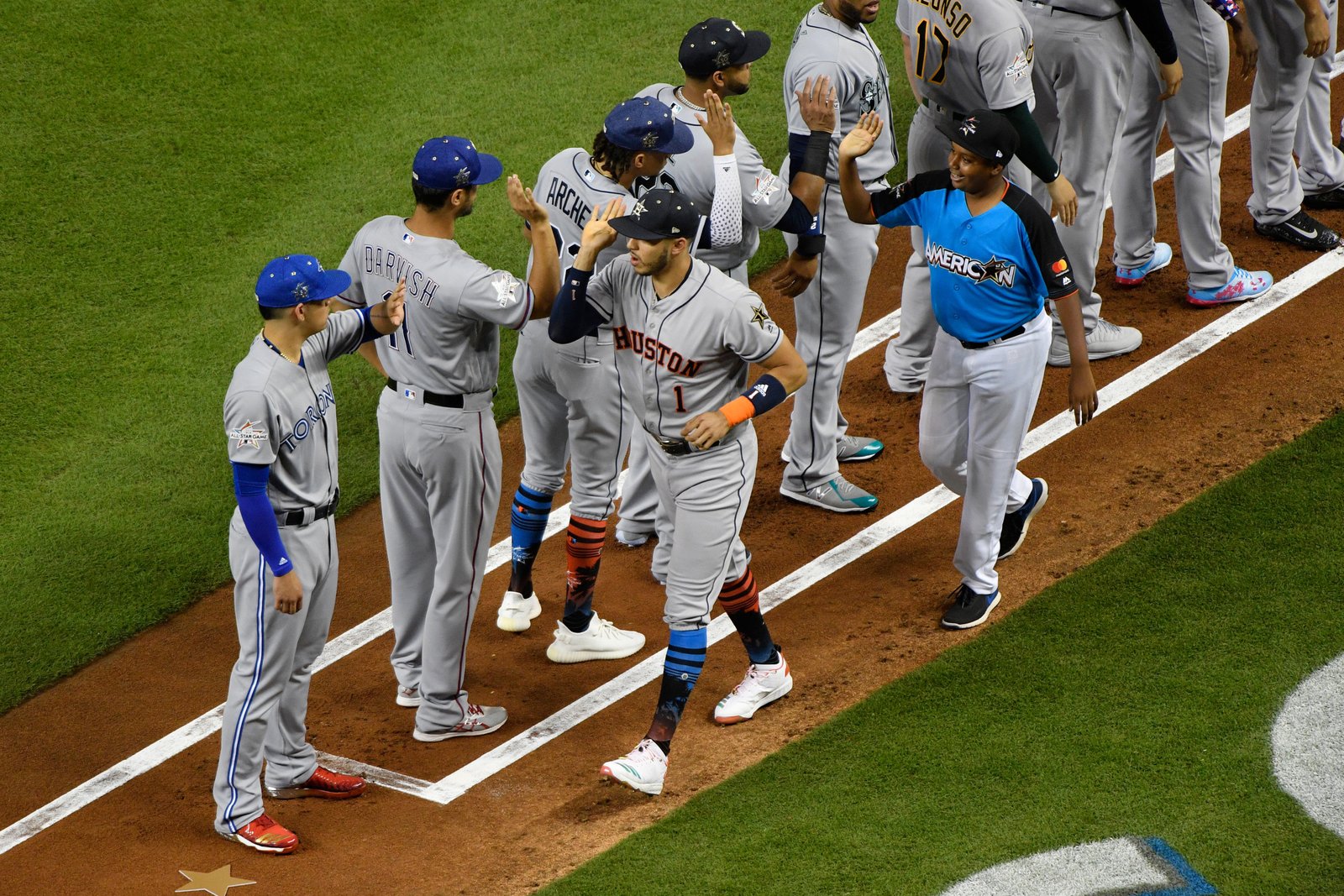 Trade shake in send carlos run to Astros: Reports