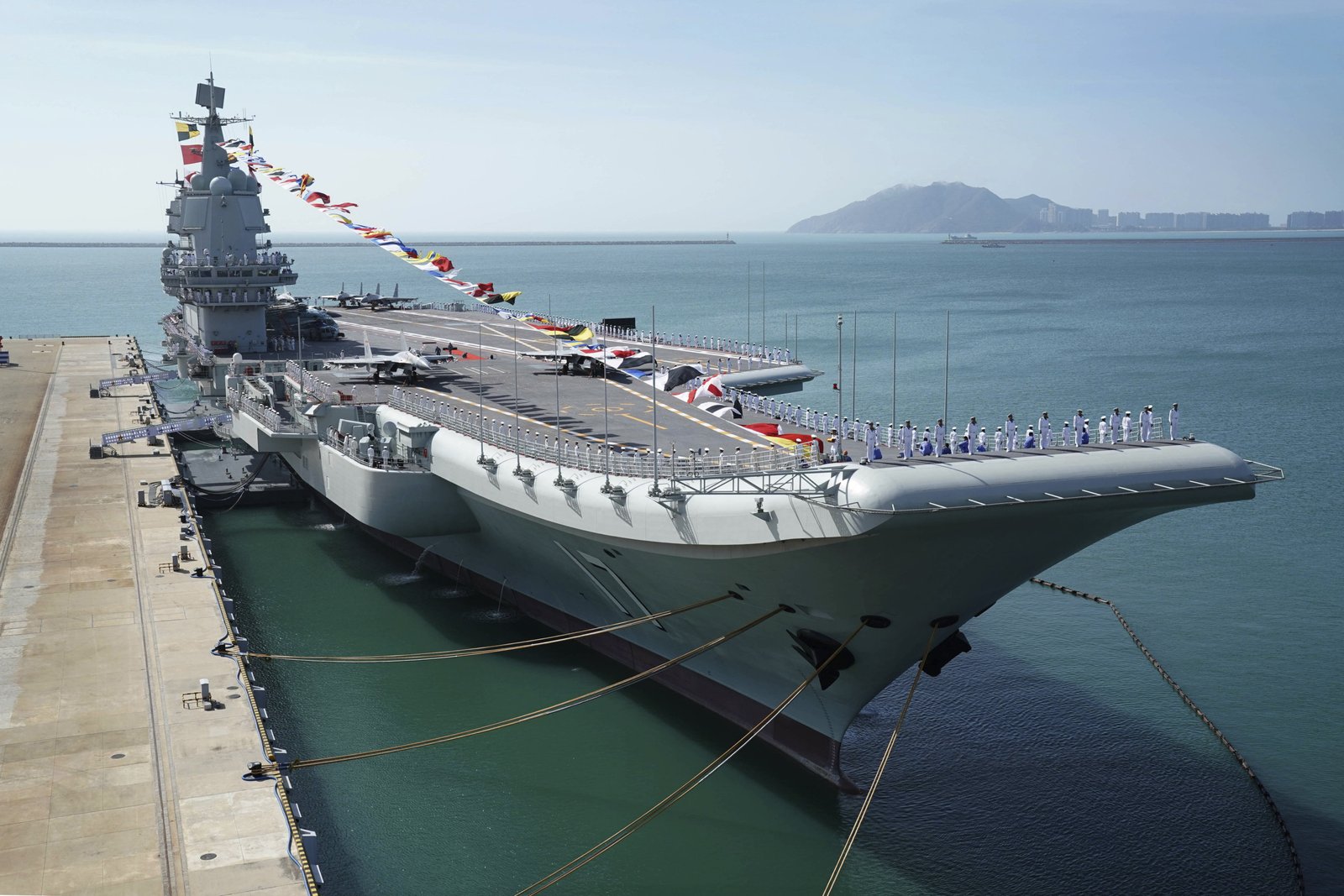 Satellite image shows the basis of the china carrier carrier