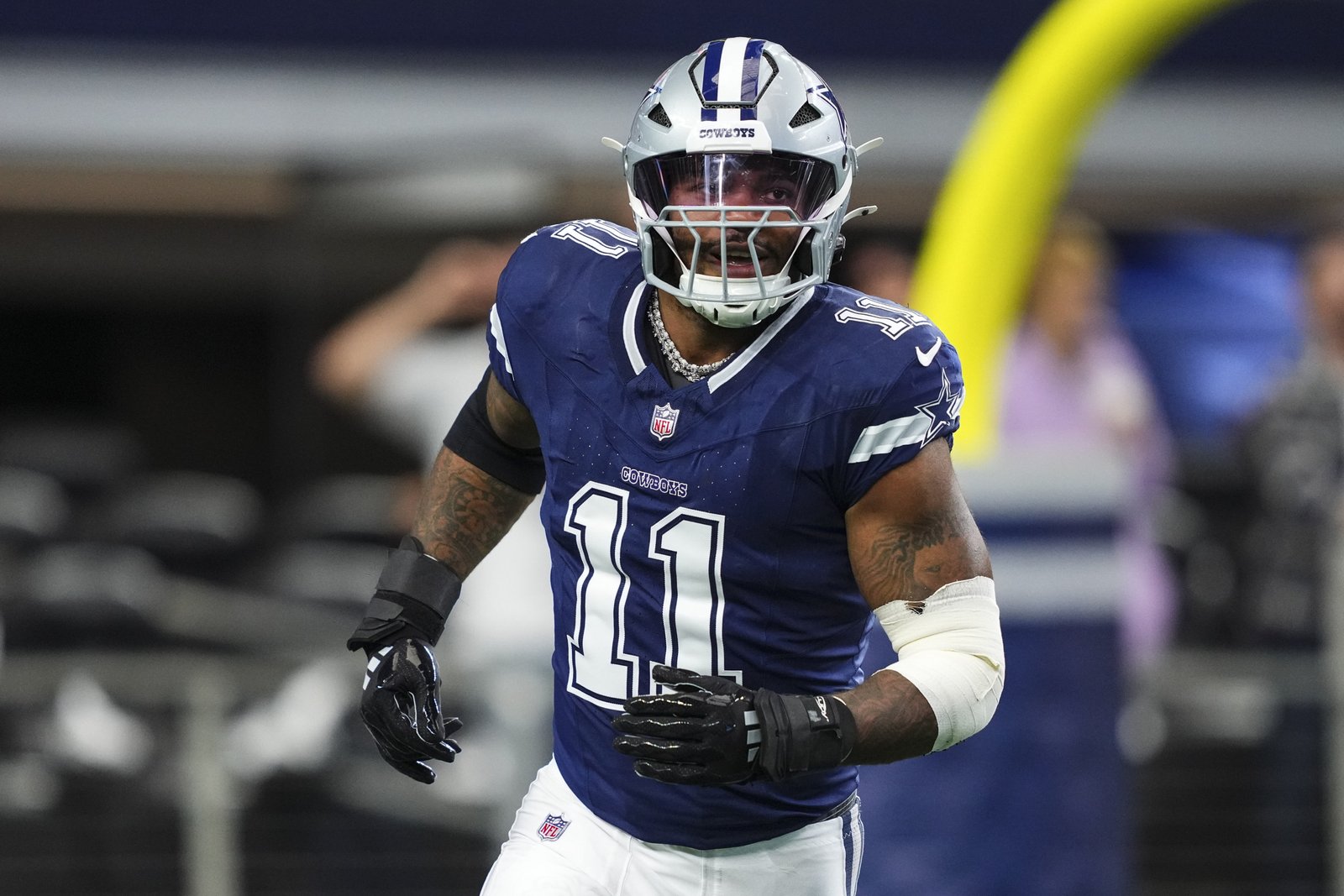 Cowboys keep micah parsons waiting after the extension tj watt