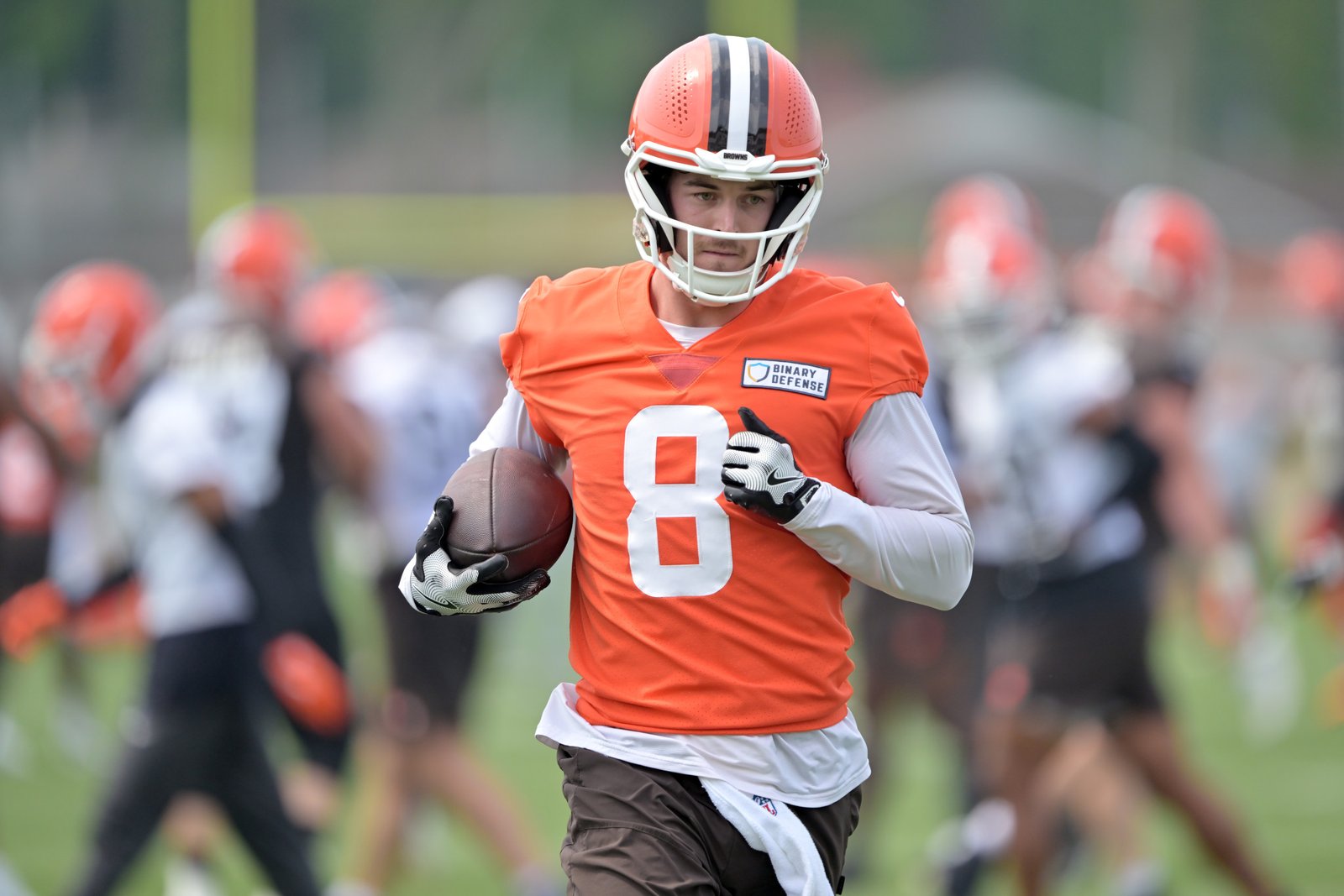 Browns QB Kenny Pictet receives the US Roster status update