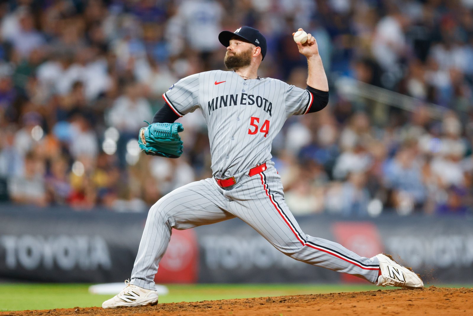 Rangers reported to deal with left hand twins