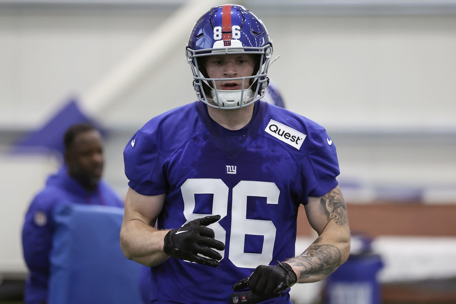 Cheifs' travis kelce has left impressed by ny giants rookie