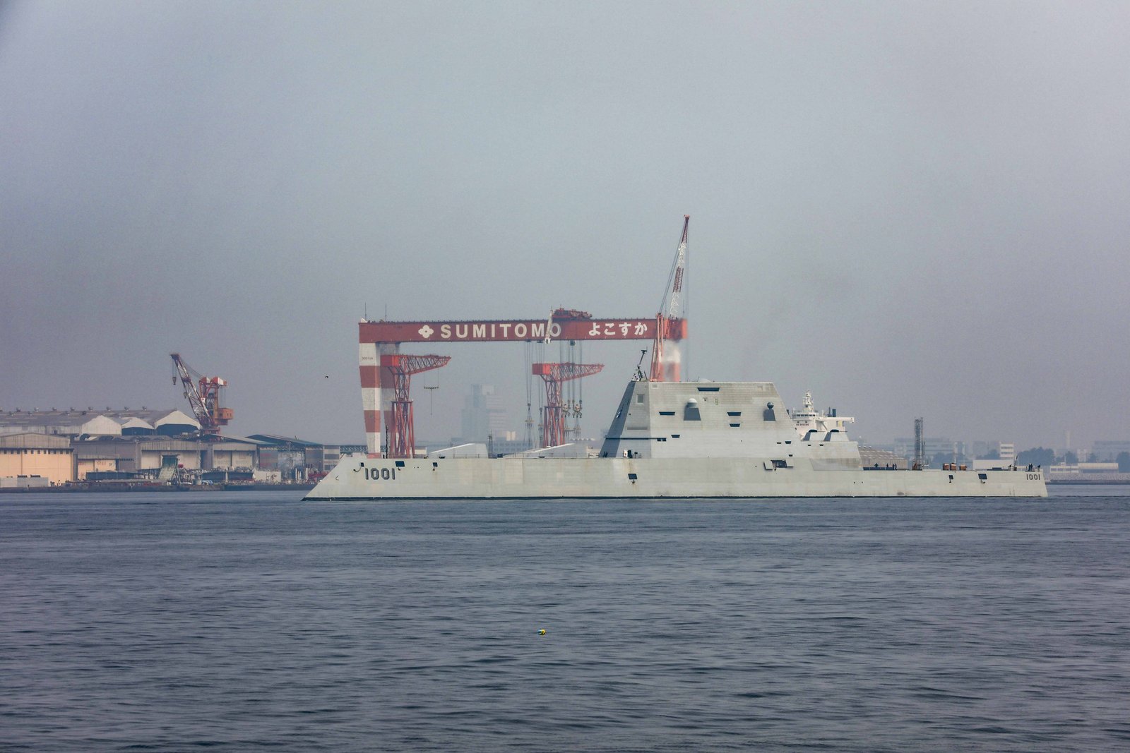 Navy Navy Navy ship shows on China's door