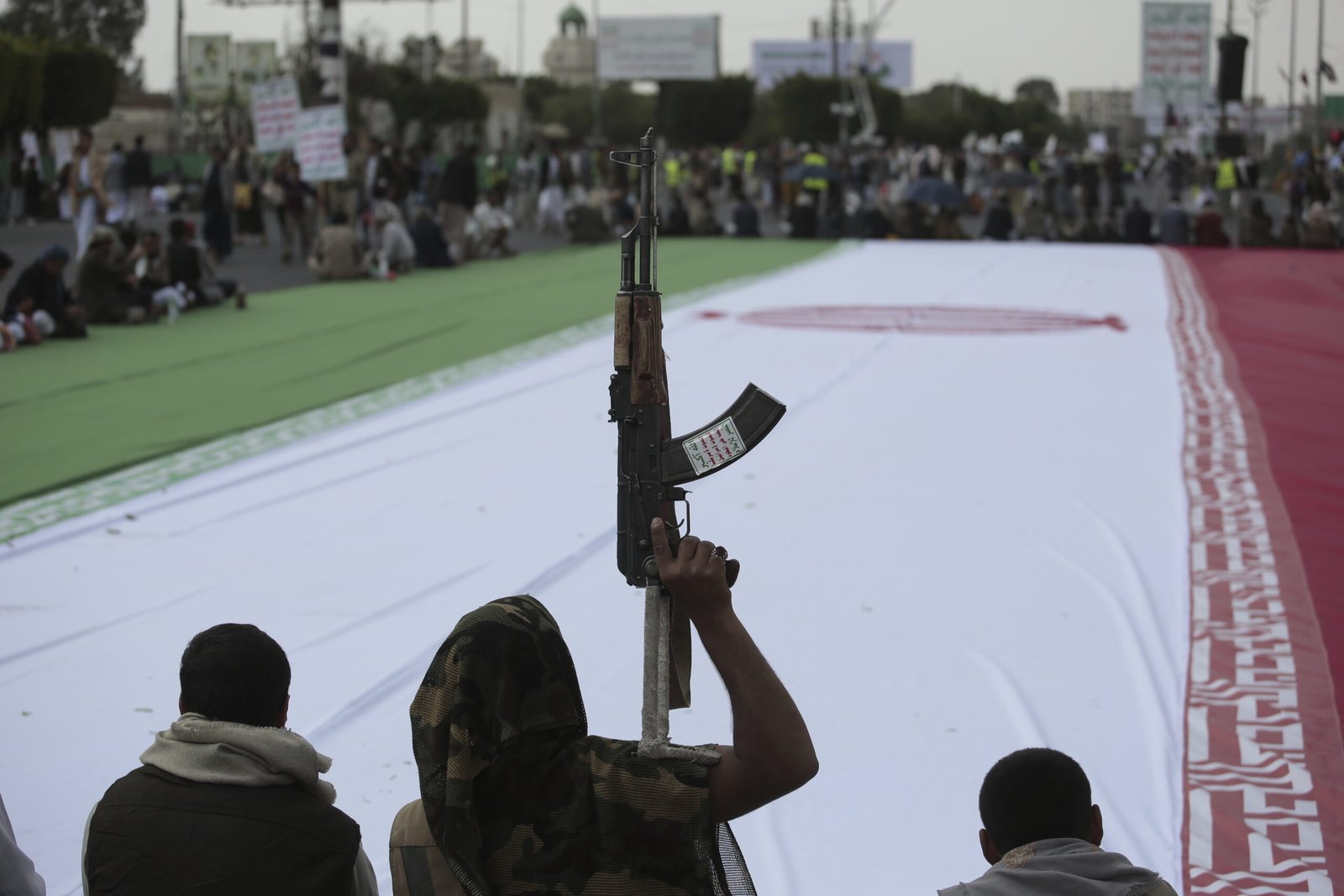 Iran replies to massive weapons envelope