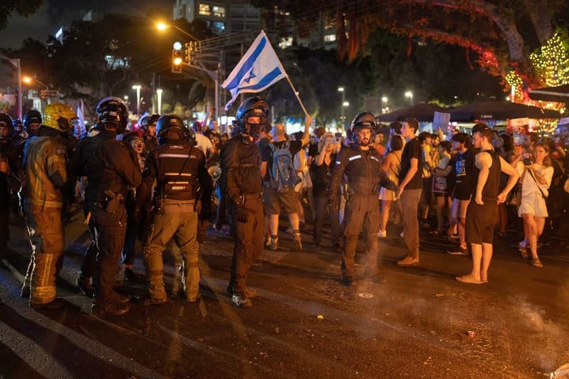 Parents say military pressure put Israeli hostages in risk