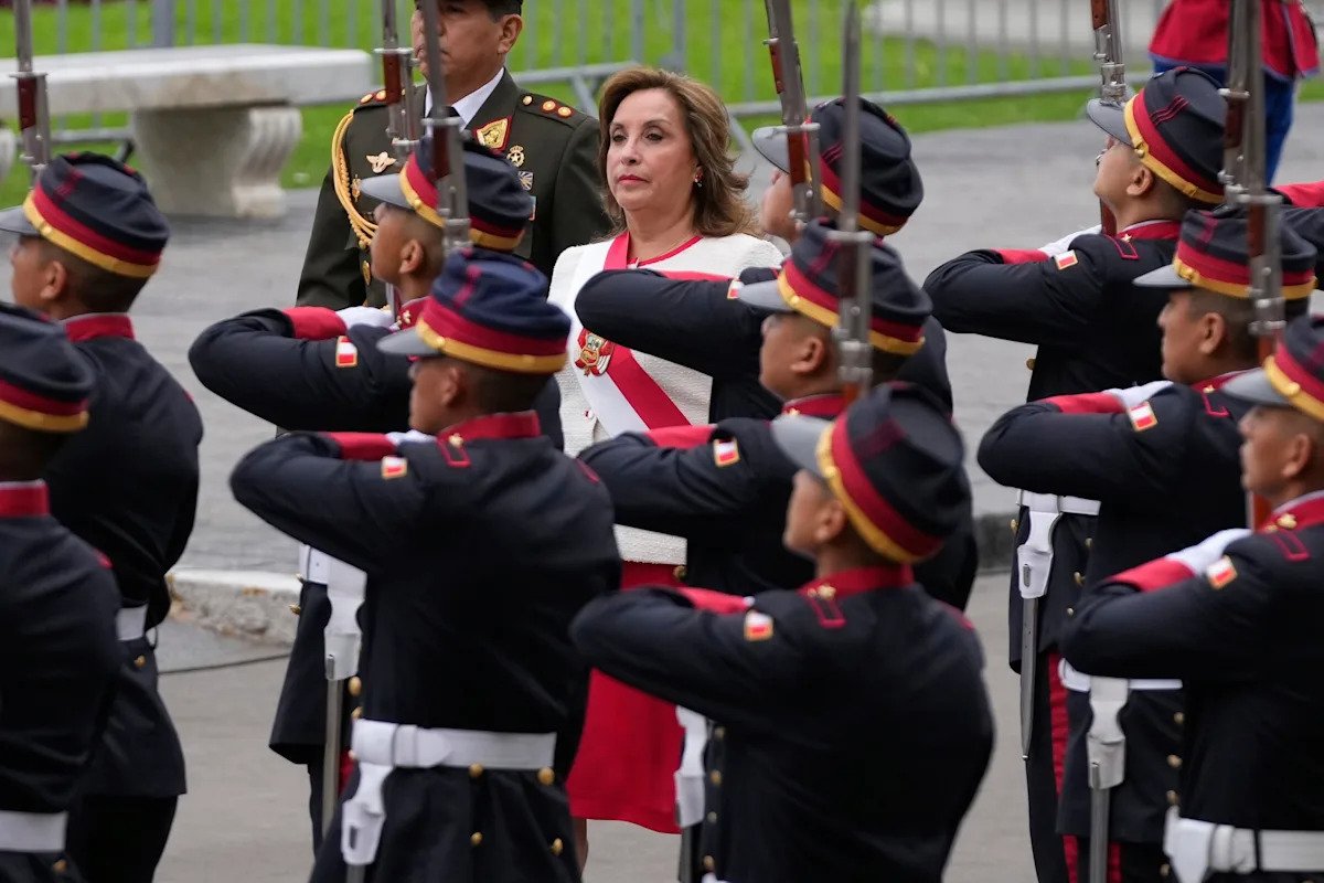 President Dina Babs Slams Call Court to suspend the law of the Amesty of Peru