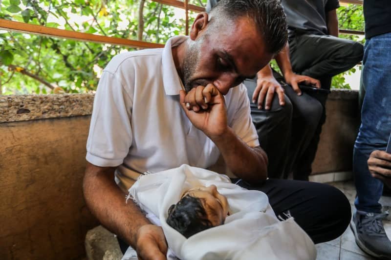 Material of German development urges gaza aid after stated hunger
