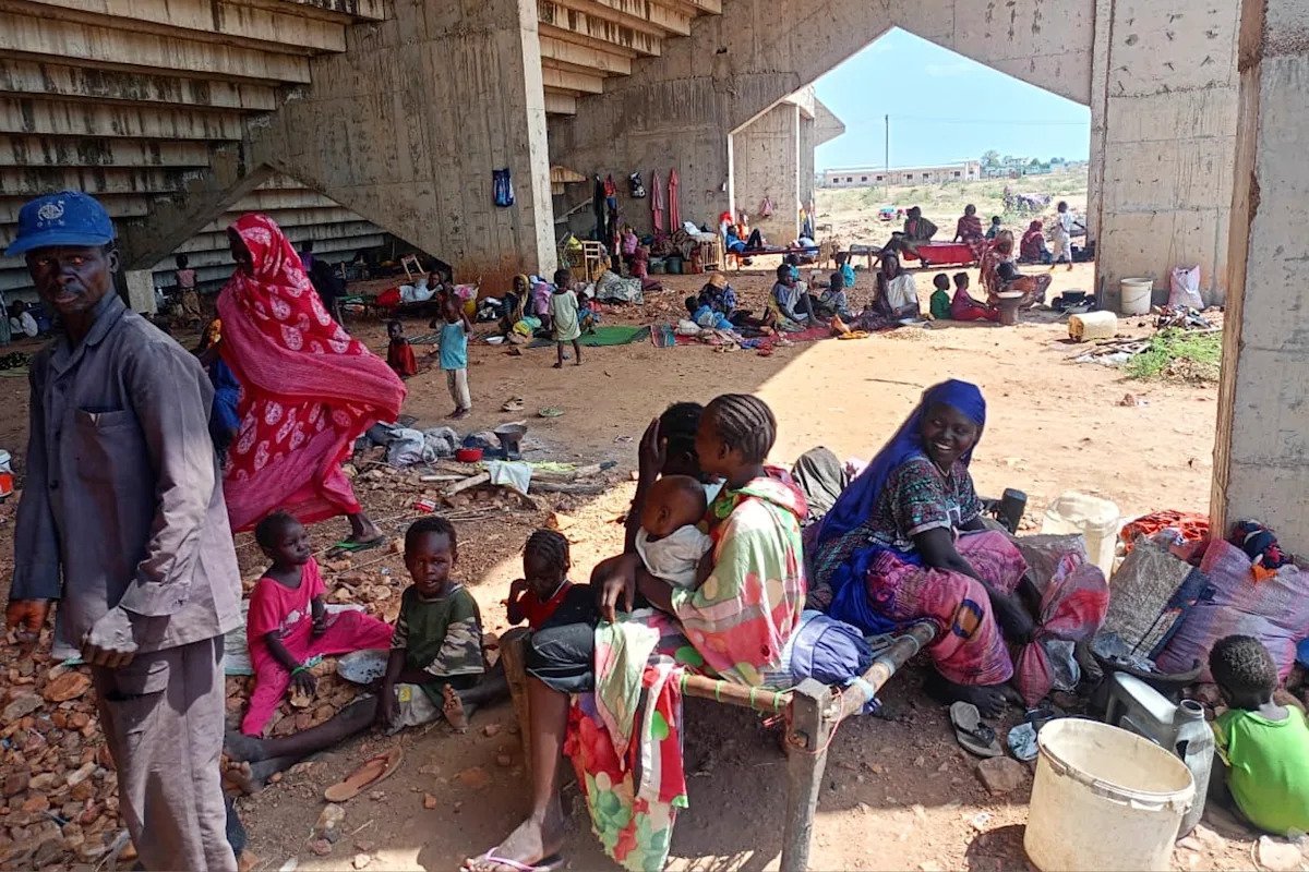 The Driate attacks destroys 16 lorries that bring food to the food to the hunger of Sudan's famine